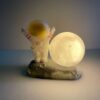 HU9312-Spaceman-and-moon-night-light-gold